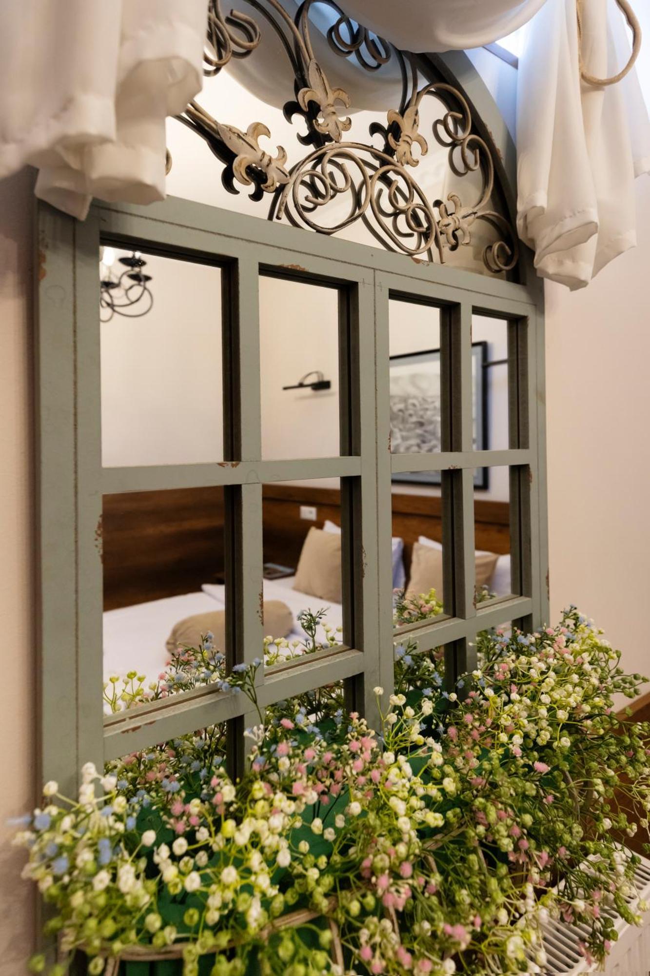 Hestia Boutique Hotel Γκόρι Εξωτερικό φωτογραφία