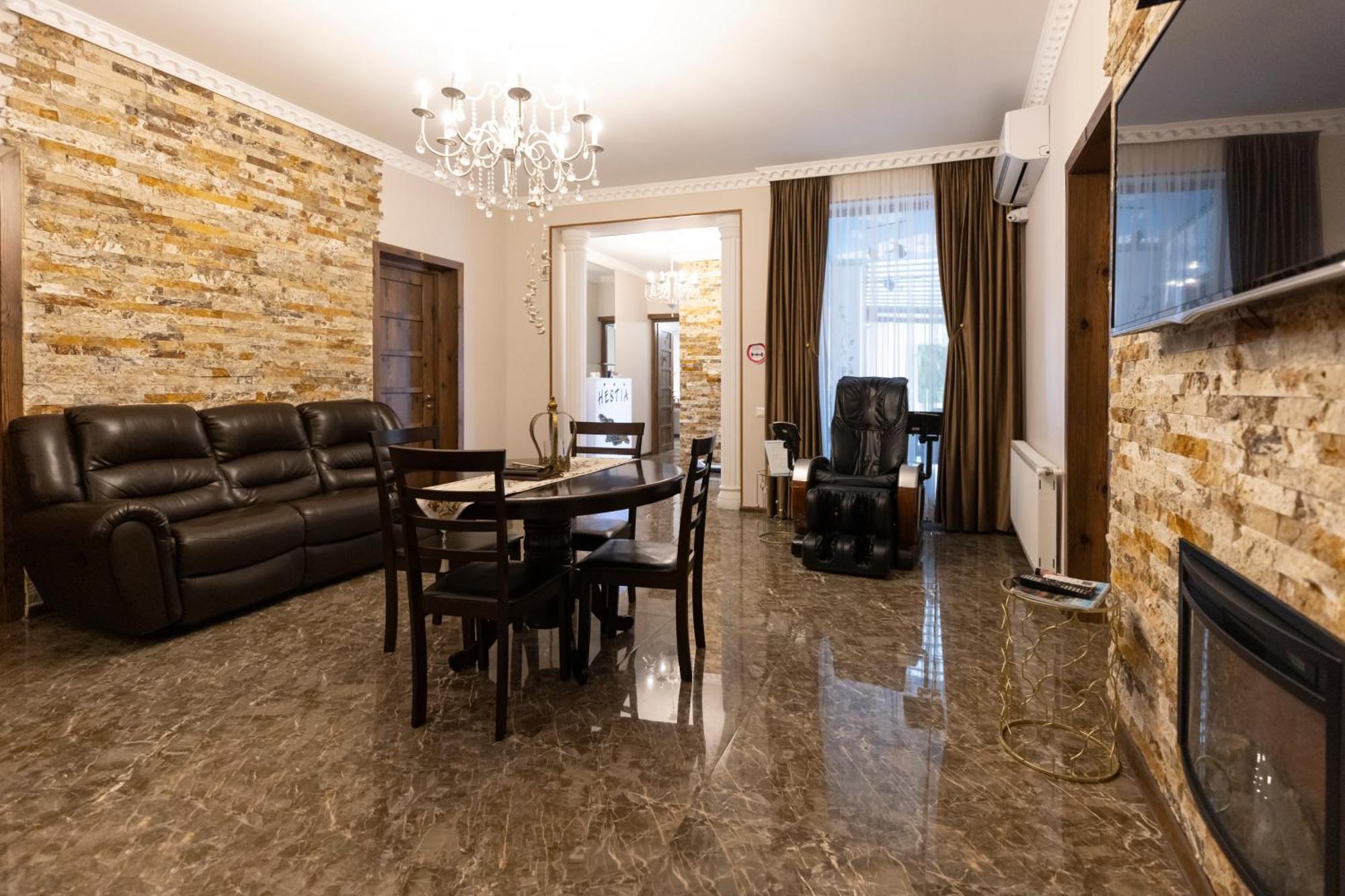 Hestia Boutique Hotel Γκόρι Εξωτερικό φωτογραφία